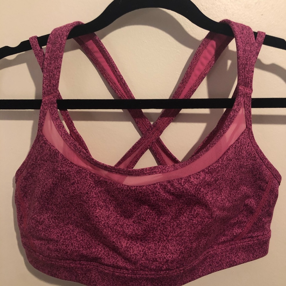 Lululemon sports bra